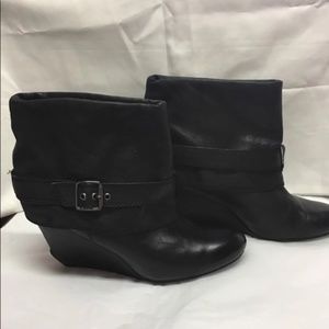 Kenneth Cole Boots Black Leather Size 10